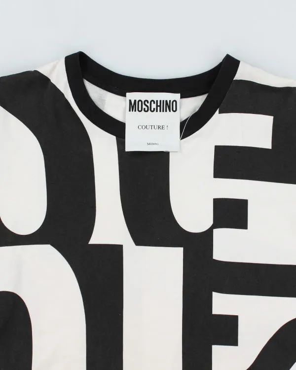 Moschino All Over Print T-shirt - XS sold by Rokit product image thumbnail 3