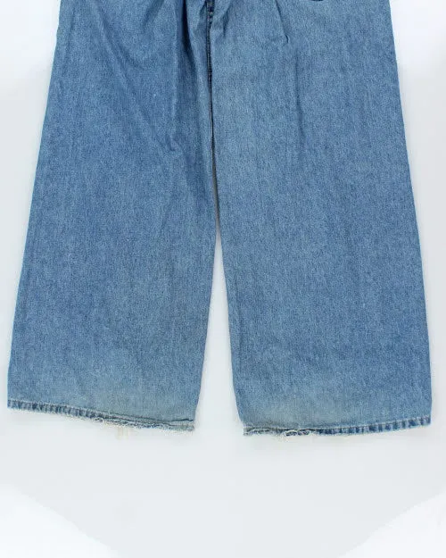 Vintage 90's Lee Lightweight Light Wash Denim Jeans - W30 L30 sold by Rokit product image thumbnail 3