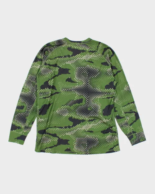 Vintage 2000's Burton Snowboarding Camouflage Long-sleeved T-Shirt - L sold by Rokit product image thumbnail 2