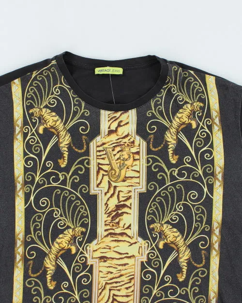Vintage Versace Jeans Longsleeve Printed T-Shirt - L sold by Rokit product image thumbnail 3