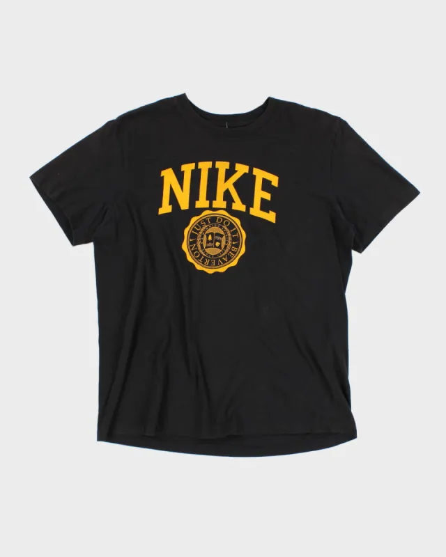 Nike University T-Shirt - L sold by Rokit