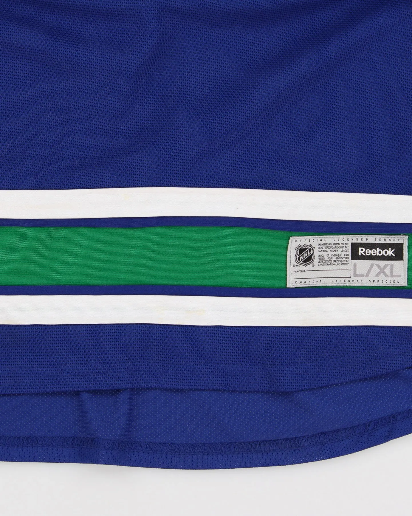 NHL x Vancouver Canucks Hockey Jersey - Youth XL sold by Rokit product image thumbnail 3