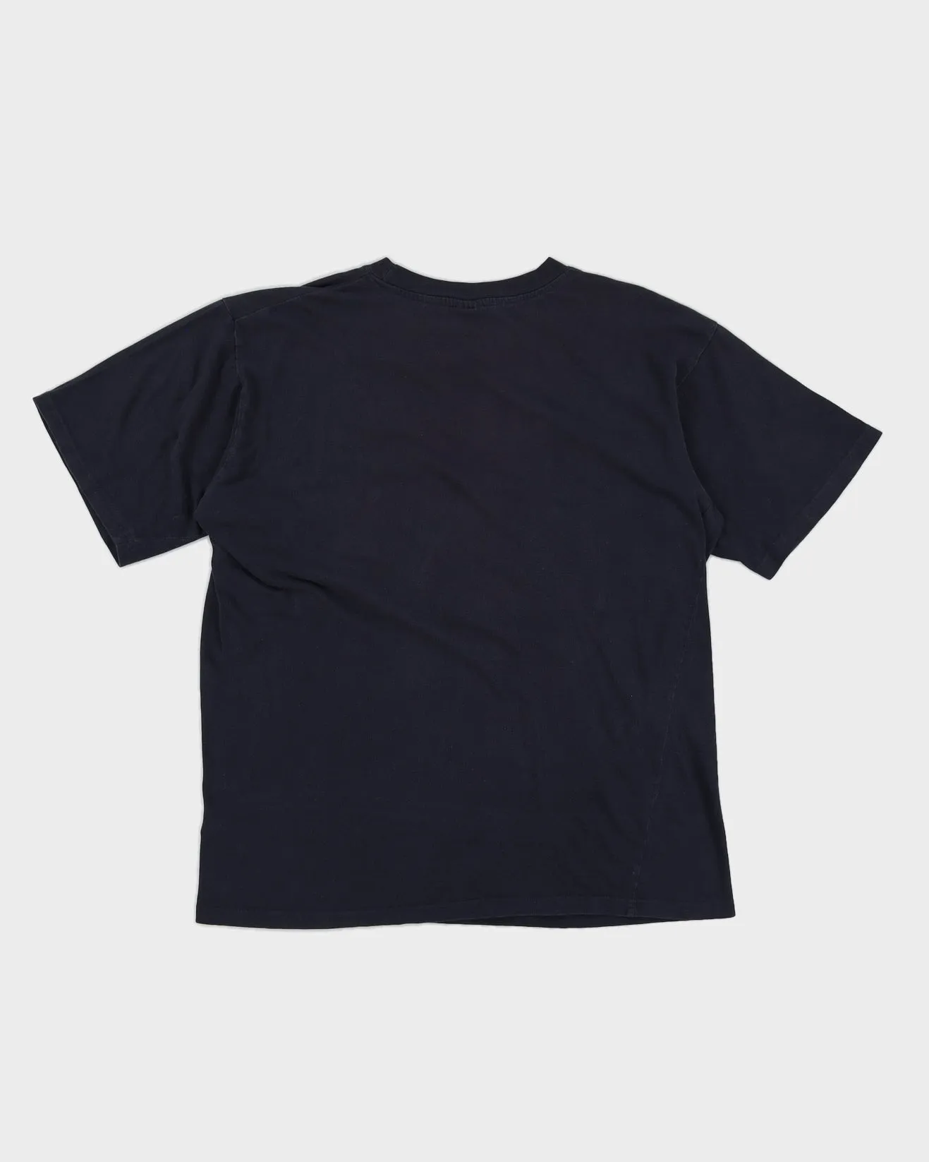 Vintage 90s Vancouver Canucks Ice Hockey T-Shirt - L/XL sold by Rokit product image thumbnail 2