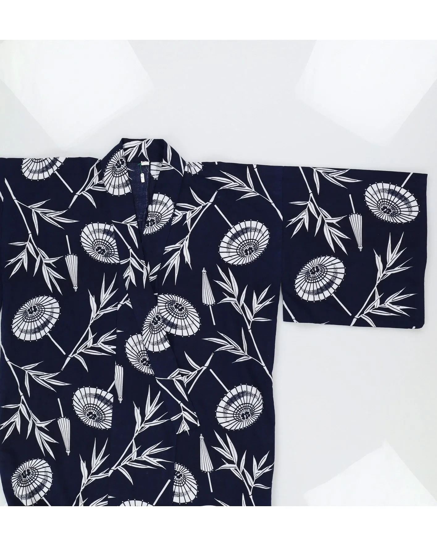 Vintage Navy & White Printed Kimono - M sold by Rokit product image thumbnail 3