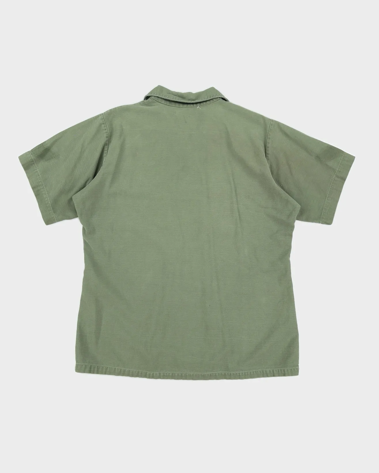 60s Vintage US Army OG-107 Shirt - L sold by Rokit product image thumbnail 2