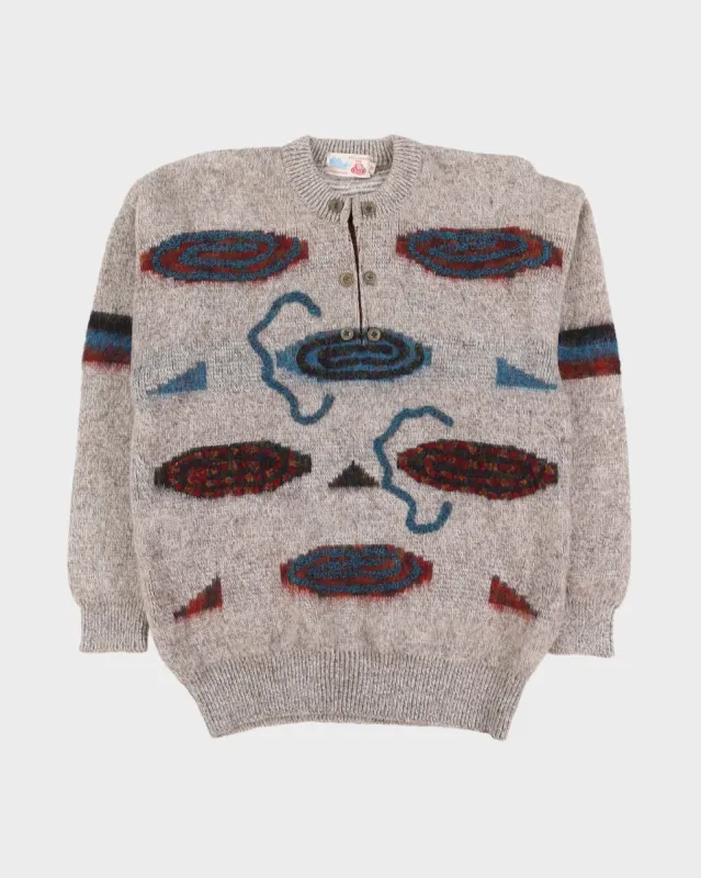 00s Beige Patterned Knitted Jumper - M sold by Rokit