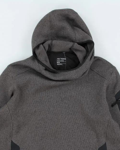 Vintage Arc'teryx Pullover Fleece - M sold by Rokit product image thumbnail 3