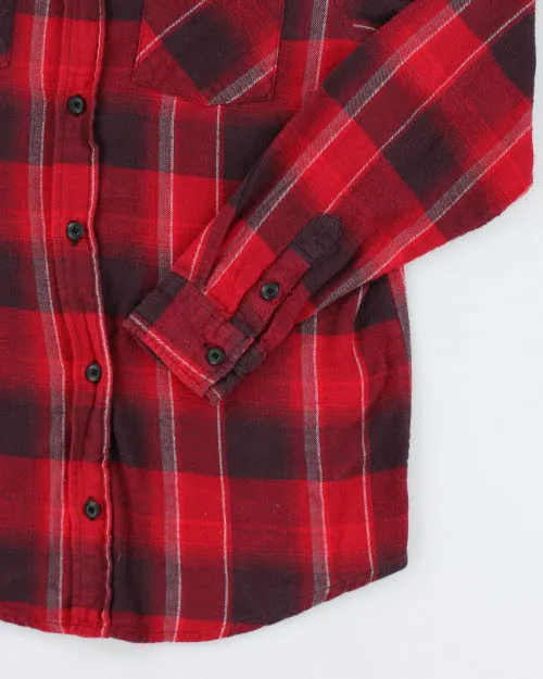 Vintage 90's Elixir Red Shadow Plaid Flannel Shirt - M sold by Rokit product image thumbnail 4