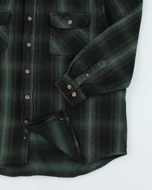 Vintage Field & Stream Heavyweight Flannel Shirt - XL sold by Rokit product image thumbnail 4