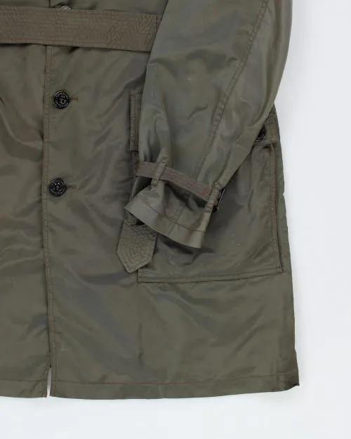Burberry Green Raincoat - XL sold by Rokit product image thumbnail 4