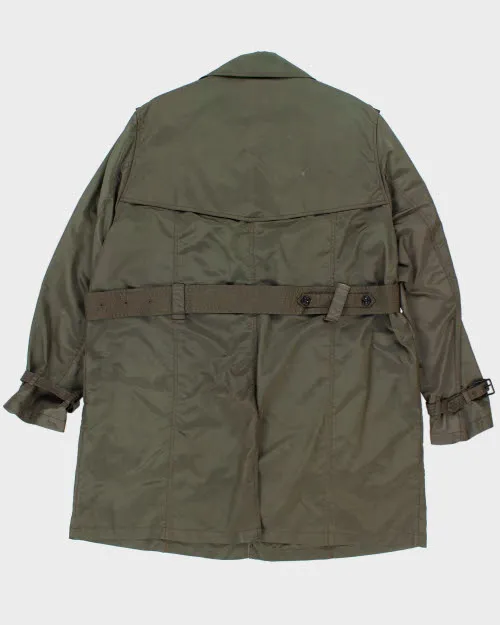 Burberry Green Raincoat - XL sold by Rokit product image thumbnail 2