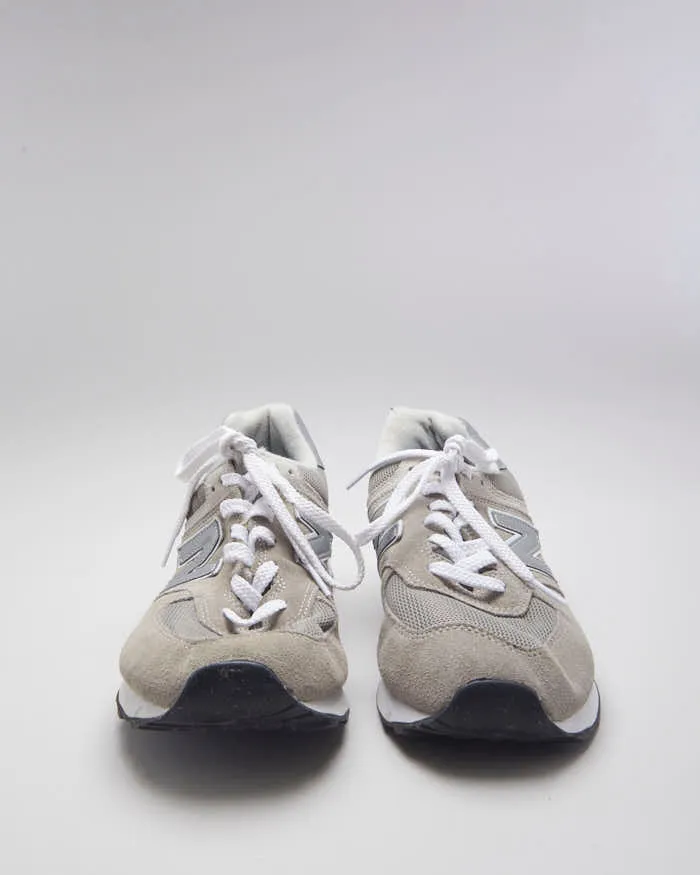 New Balance 574 Low Cushioned Trainers - UK 8 sold by Rokit product image thumbnail 3