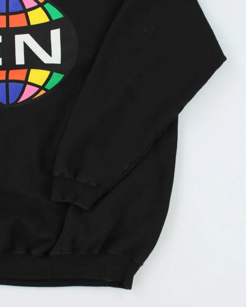 Vintage 2000's Arcade Fire Heavyweight Sweatshirt - M sold by Rokit product image thumbnail 4