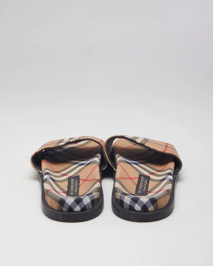 Burberry Pride Sliders - UK5 sold by Rokit product image thumbnail 4