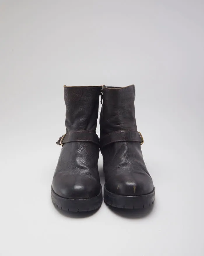 Vintage Y2K Chunky Strapped Ankle Boots - UK 5 sold by Rokit product image thumbnail 3
