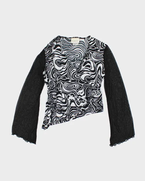 Y2k 00s Tradition Long Sleeve Top - S sold by Rokit