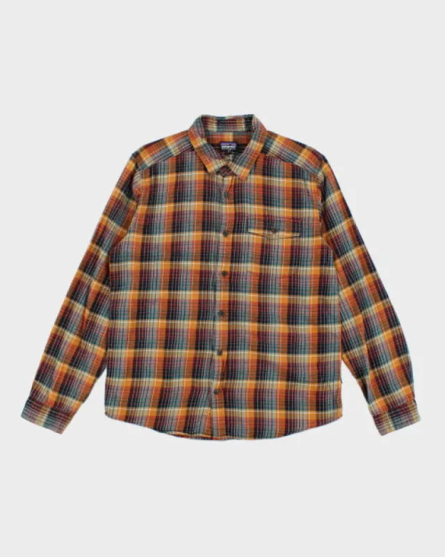 Vintage Patagonia Heavyweight Flannel Shirt - M sold by Rokit