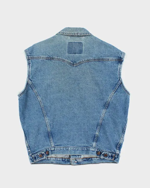 Vintage Levi's Light Wash Sleeveless Denim Jacket - L sold by Rokit product image thumbnail 2