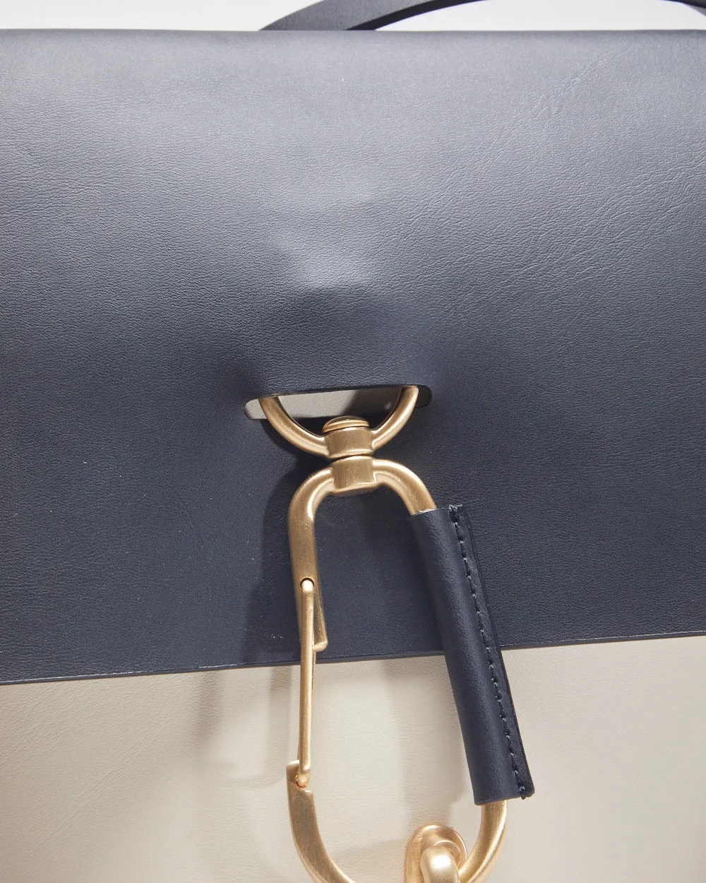 Zac Posen Leather Cross-body Bag sold by Rokit product image thumbnail 3