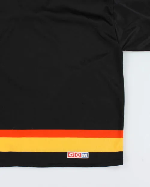 Vintage 90's Vancouver Canucks Oversized Jersey - XL sold by Rokit product image thumbnail 5