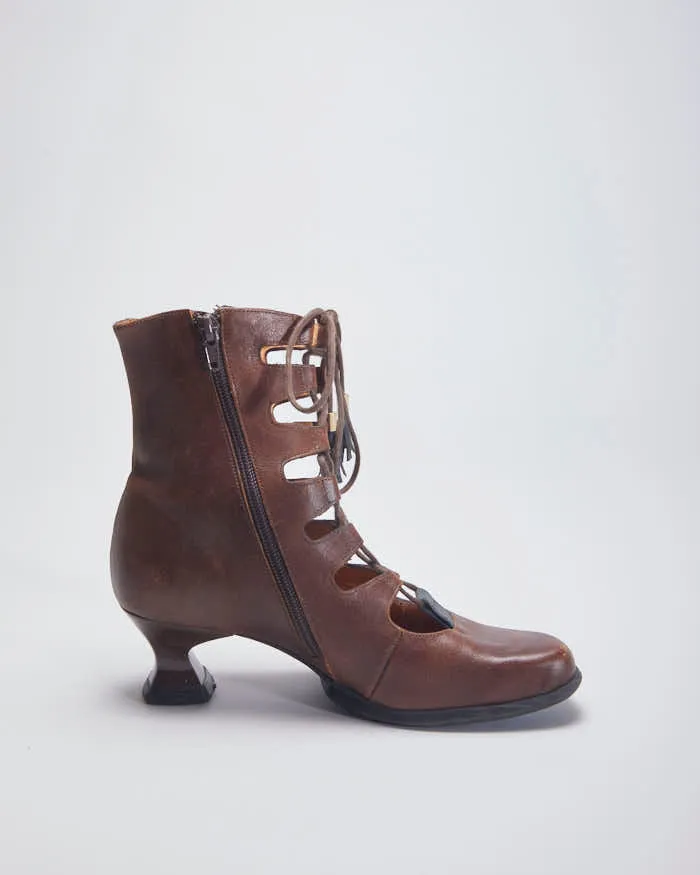 John Fluevog Lace-up Boots - UK5.5 sold by Rokit product image thumbnail 2