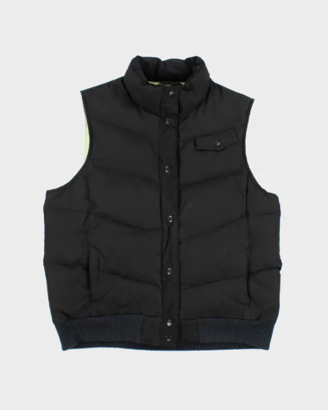 Vintage Women's 2000's GAP Puffer Gilet - L sold by Rokit