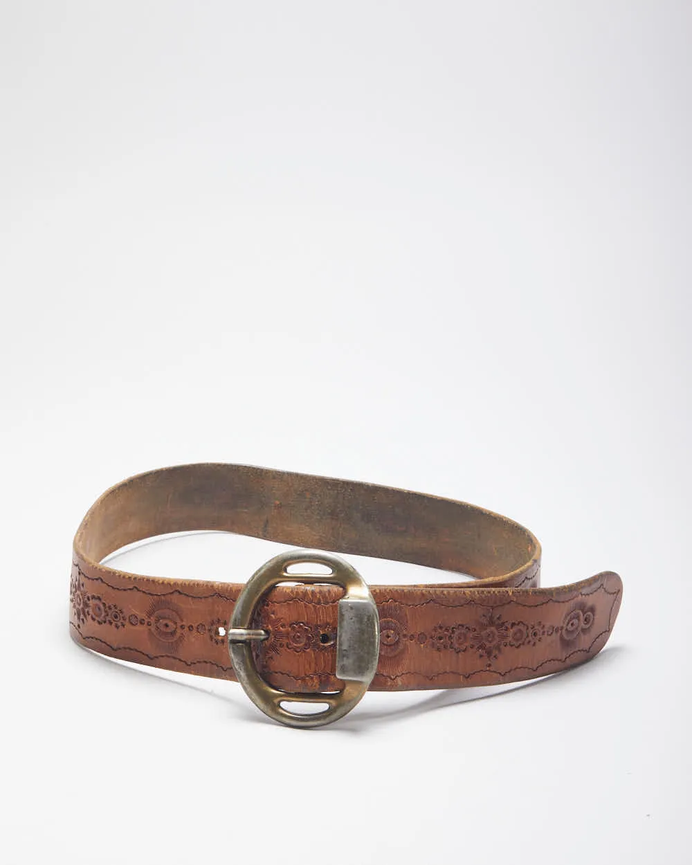 Vintage Leather Western Belt - W30-W32 sold by Rokit product image thumbnail 2