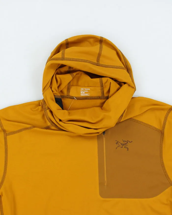 Vintage Arc'teryx Funnel Neck Lightweight Hoodie - M sold by Rokit product image thumbnail 3
