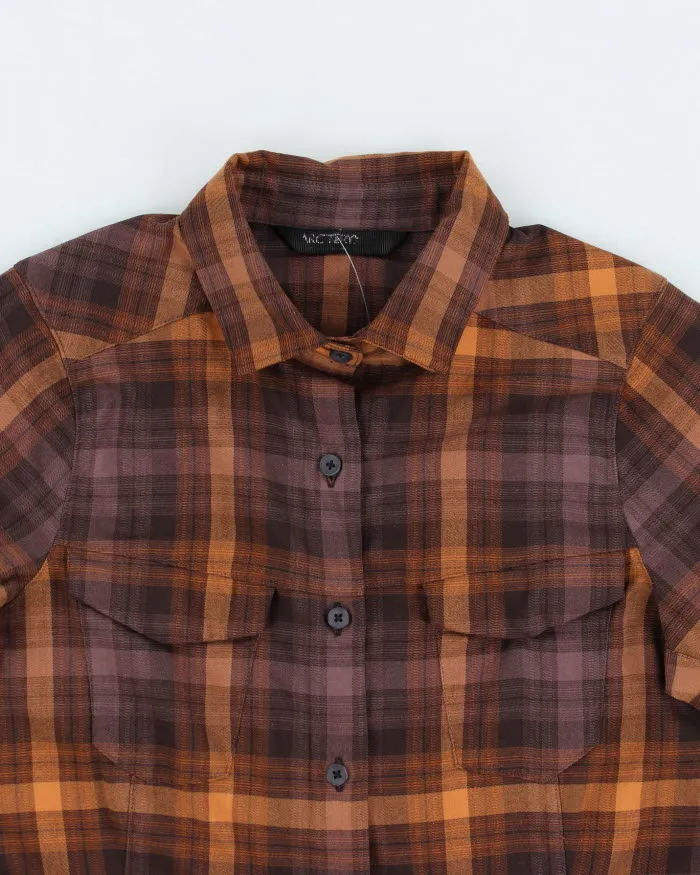Vintage Arc'teryx Lightweight Flannel Shirt - M sold by Rokit product image thumbnail 3