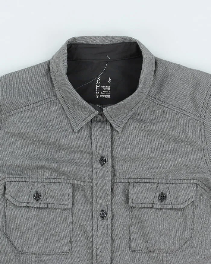 Vintage 2000's Arcteryx Heavyweight Flannel Shirt - L sold by Rokit product image thumbnail 3