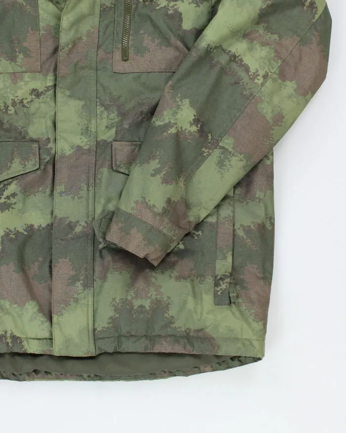 Vintage Y2K Burton Camouflage Technical Hooded Ski Jacket - L sold by Rokit product image thumbnail 4