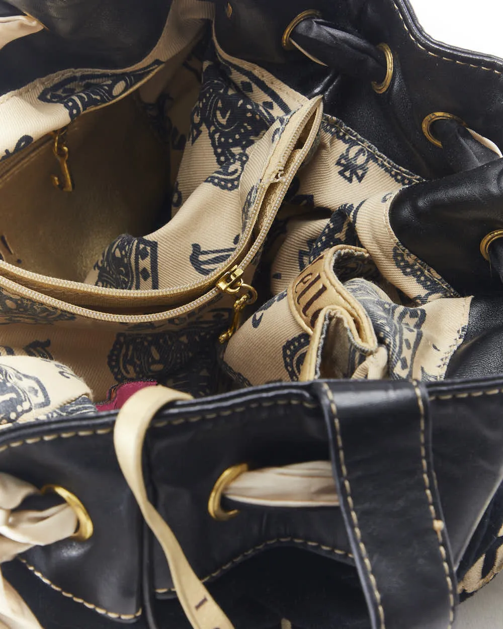 Y2k 00s Juicy Couture Handbag sold by Rokit product image thumbnail 4