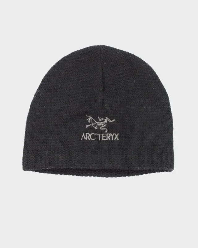 Vintage 2000's Arc'teryx Skull Beanie - OS sold by Rokit