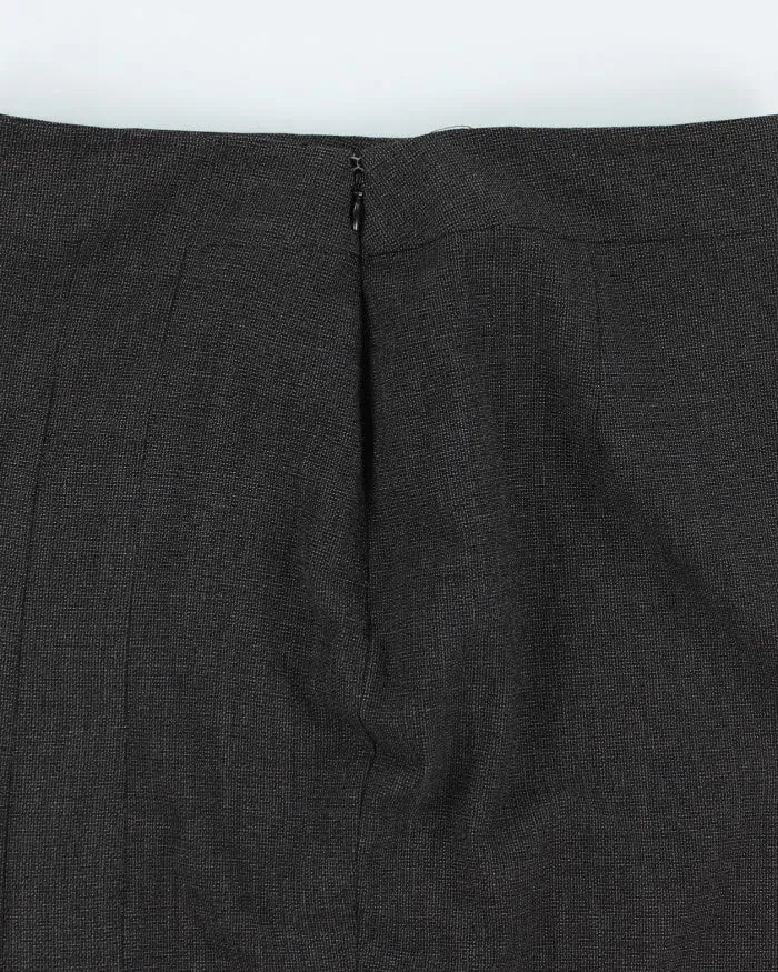 Y2k 00s Le Chateau Skirt - S sold by Rokit product image thumbnail 4