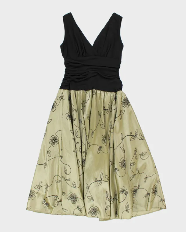 Vintage 90s Laura Embroidered Dress - S sold by Rokit