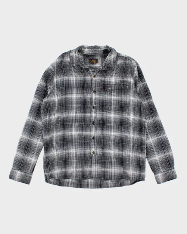 Vintage 2000's Levi's Skateboarding Flannel Shirt - M sold by Rokit