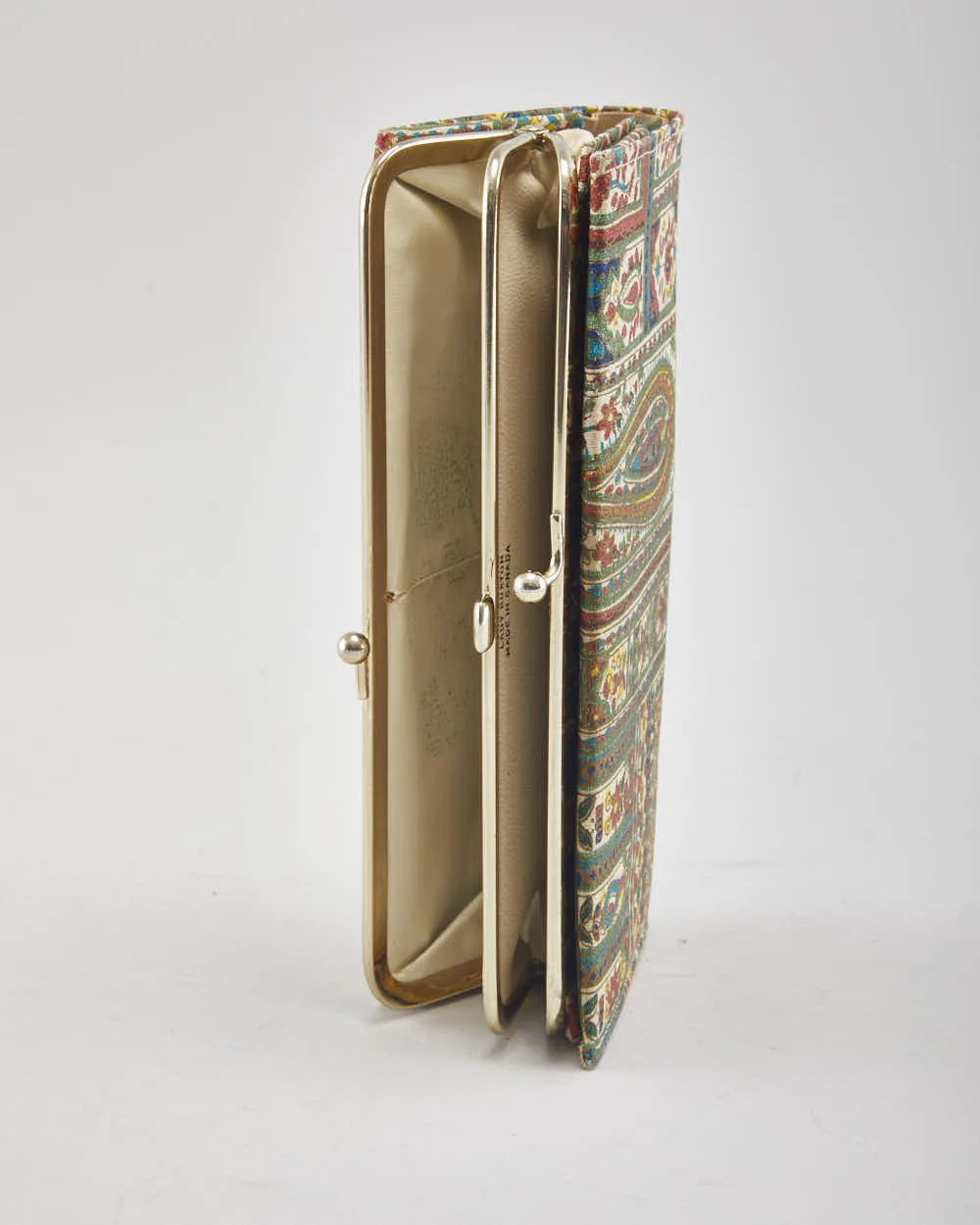 Vintage Lady Buxton Purse sold by Rokit product image thumbnail 4