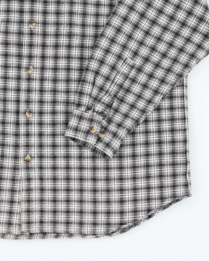 Vintage Levi's 725 Flannel Shirt - XL sold by Rokit product image thumbnail 4