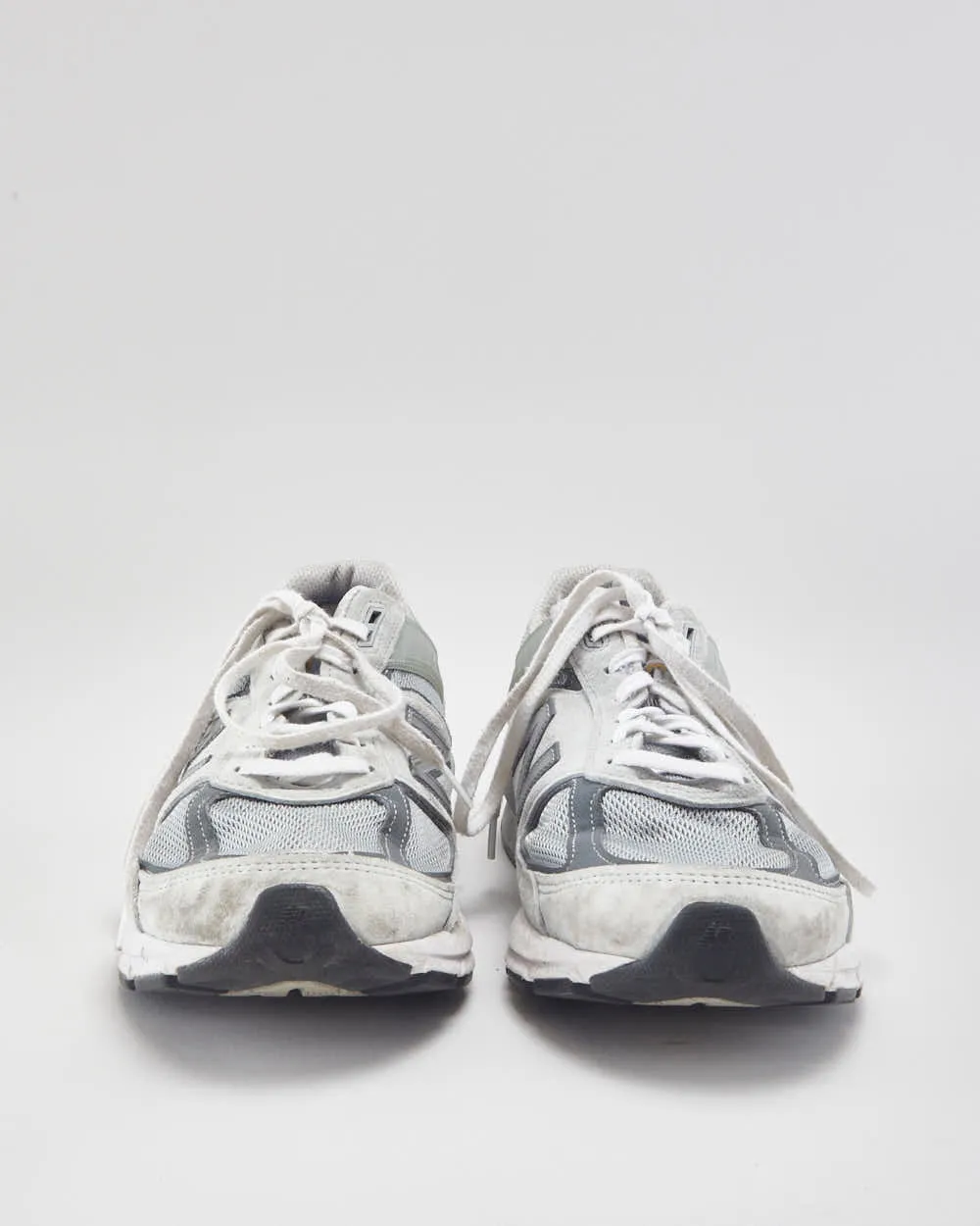 New Balance 990v5 Trainers - UK11 sold by Rokit product image thumbnail 3