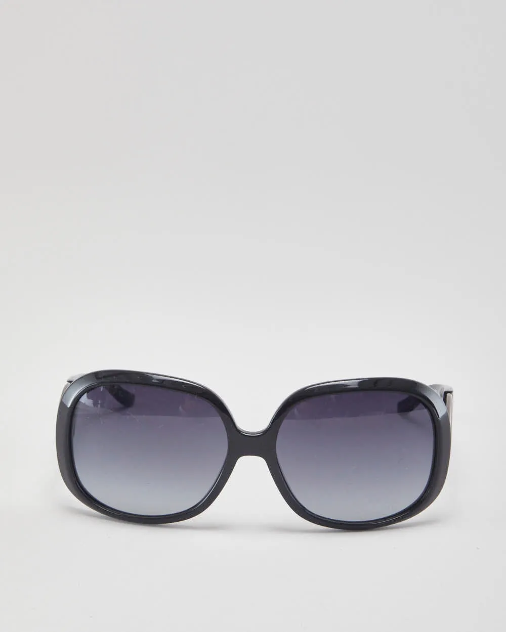 Y2k 00s Guess Black Sunglasses sold by Rokit product image thumbnail 2