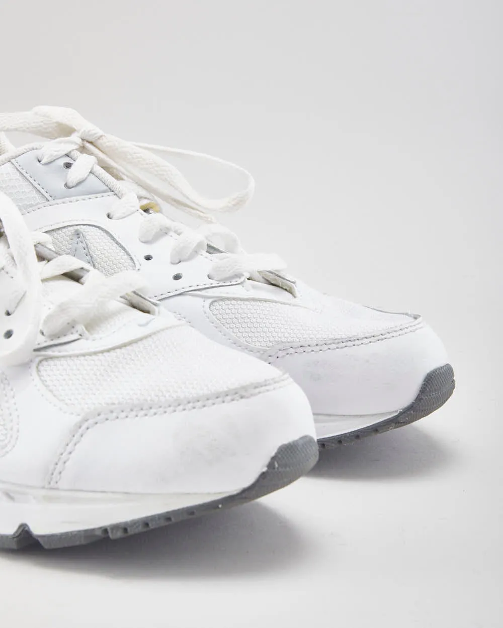 Nike Air Max White Trainers - UK7 sold by Rokit product image thumbnail 5