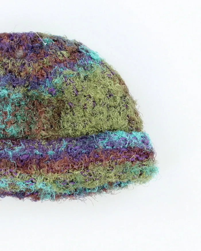 Vintage Y2K Textured Roll Top Beanie - OS sold by Rokit product image thumbnail 3