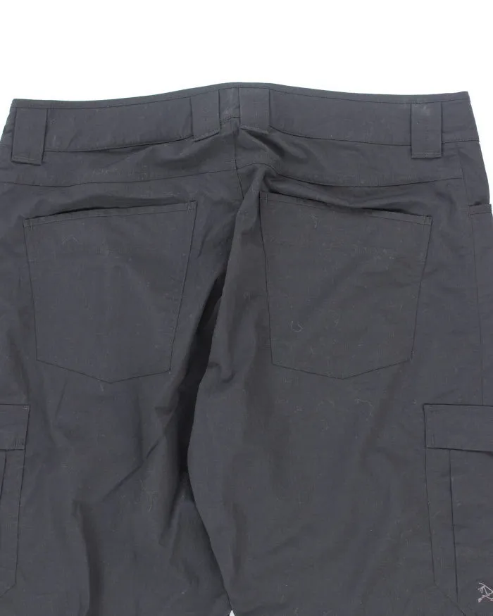 Vintage Arc'teryx Multi Pocket Lightweight Hiking Trousers - W36 L31 sold by Rokit product image thumbnail 4