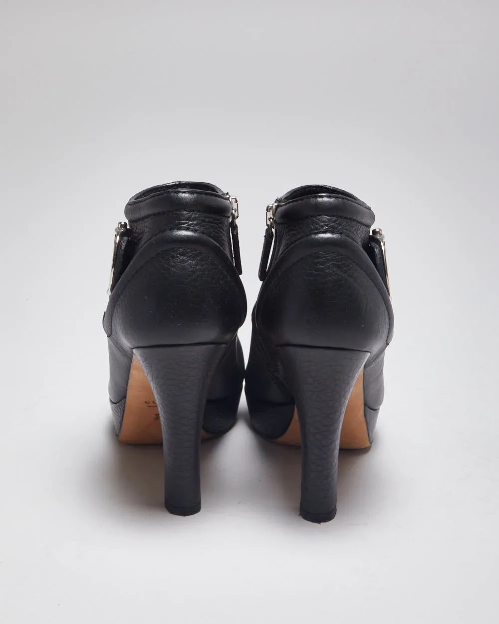 Gucci Leather Heeled Ankle Boot - UK 2 sold by Rokit product image thumbnail 4