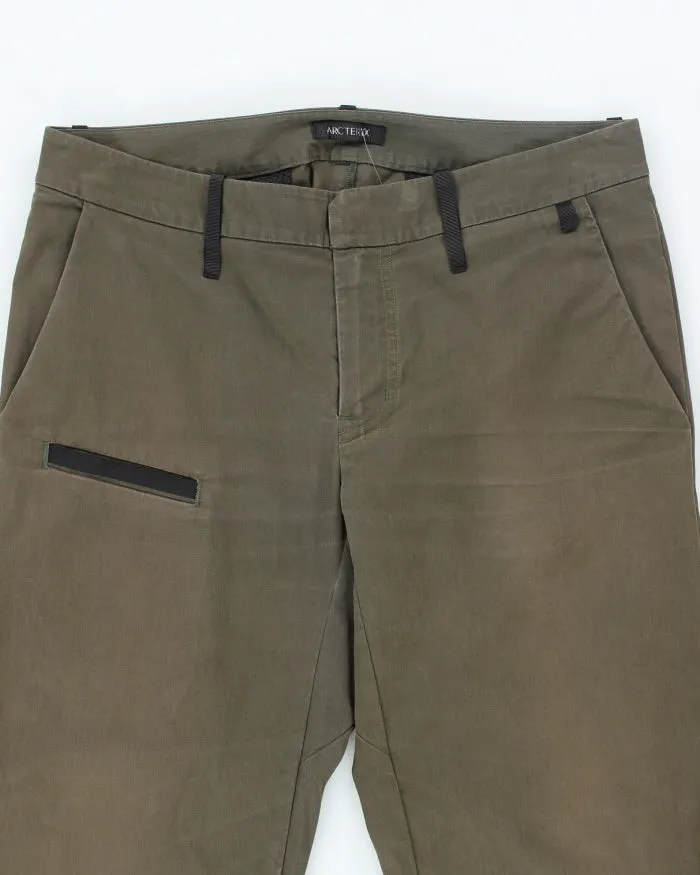 Vintage Arc'teryx Multi Pocket Cargo Hiking Trousers - W32 L32 sold by Rokit product image thumbnail 3