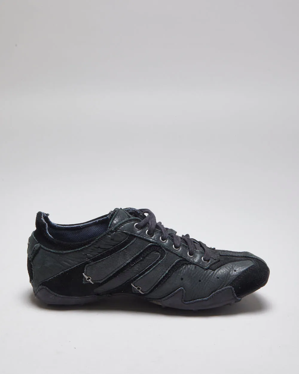Vintage Y2K Diesel Leather Trainers - UK 7.5 sold by Rokit product image thumbnail 2