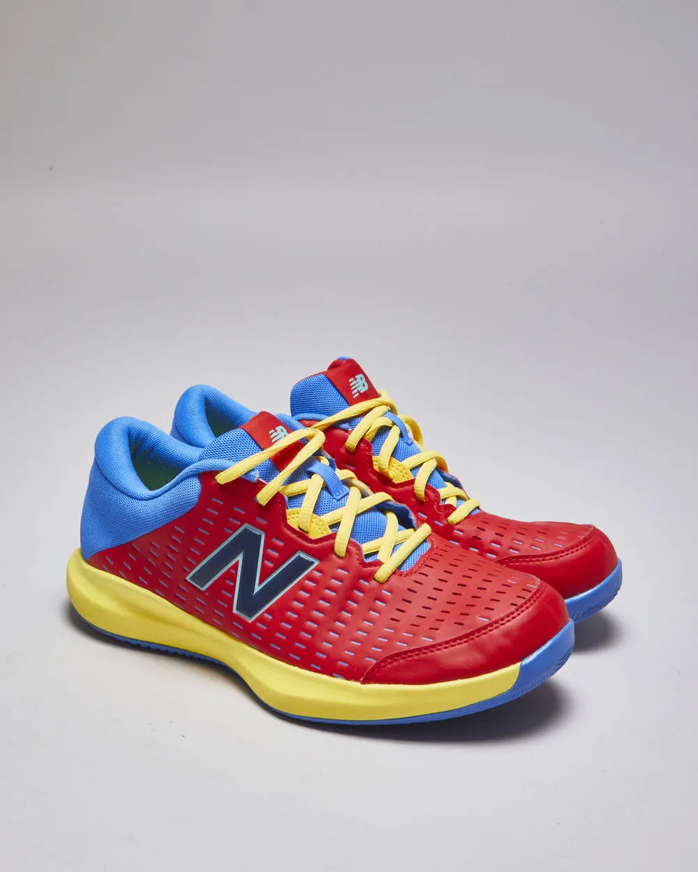New Balance 696v4 Hard Court Lightweight Trainers - UK 8 sold by Rokit