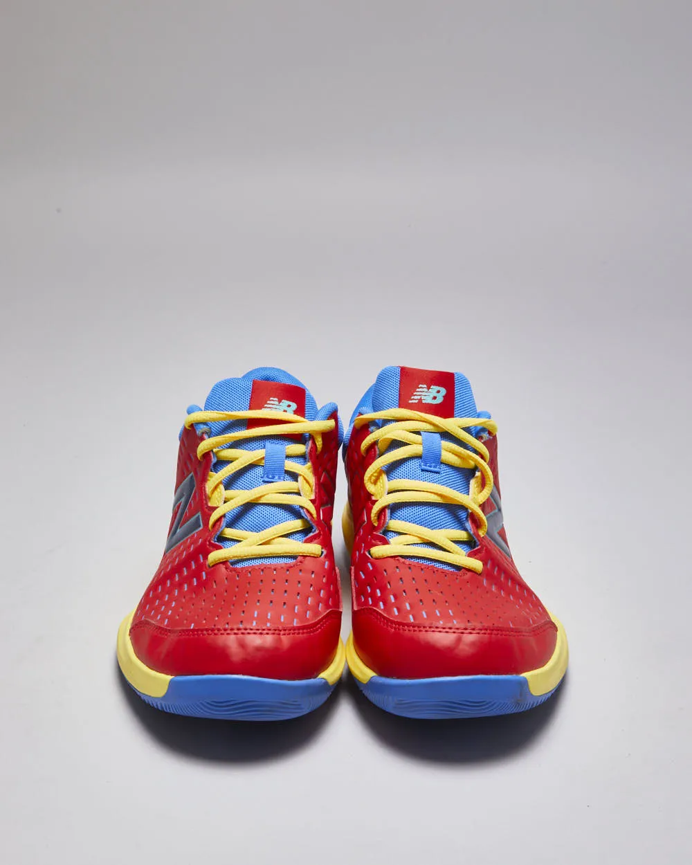 New Balance 696v4 Hard Court Lightweight Trainers - UK 8 sold by Rokit product image thumbnail 3