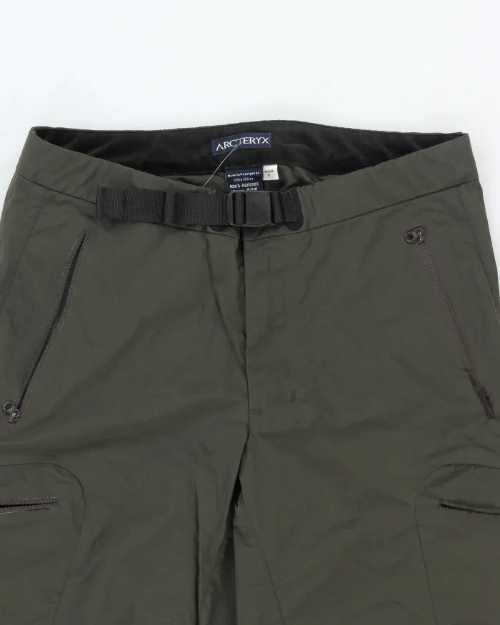 Vintage 2000's Arc'teryx Multi Pocket Cargo Hiking Trousers - W30 L32 sold by Rokit product image thumbnail 3