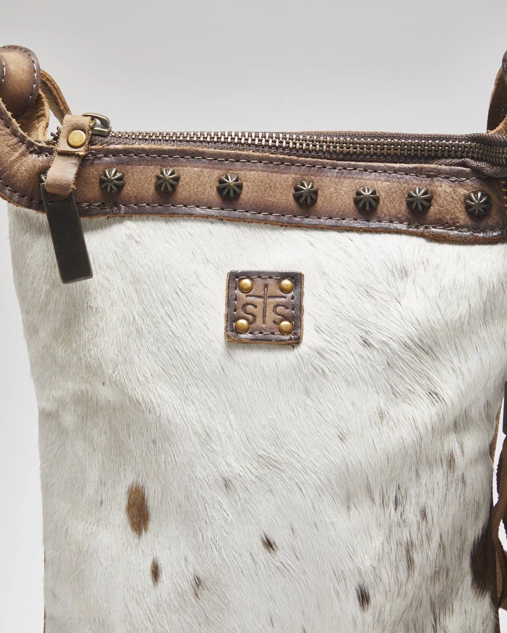 Deadstock STS Cowhide Cross-body Bag sold by Rokit product image thumbnail 3